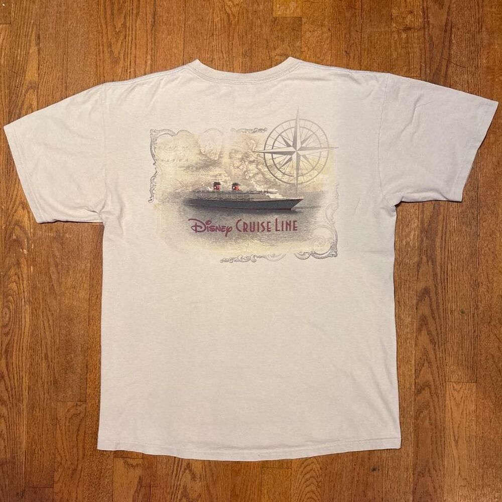 Disney Men's White and Grey T-shirt